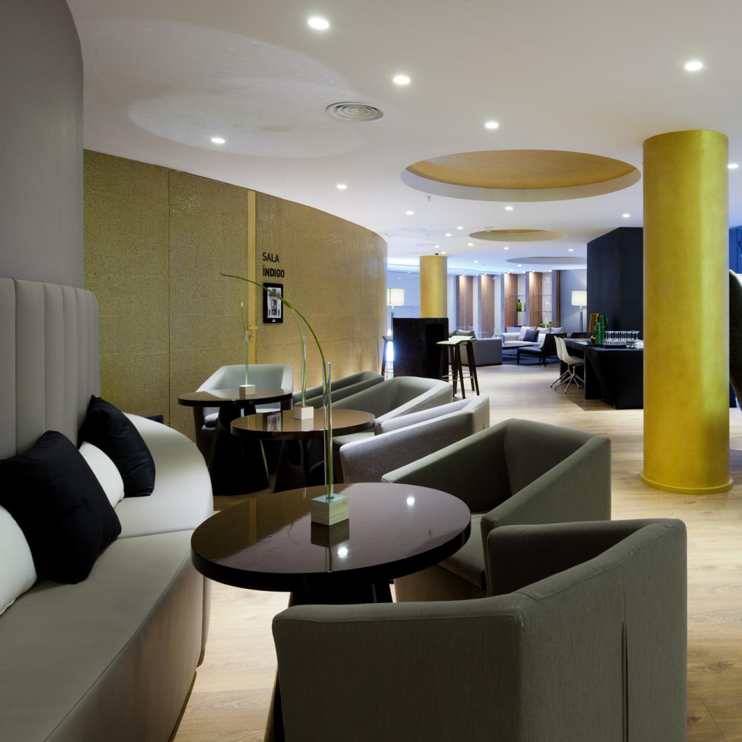 Condes De Hotell